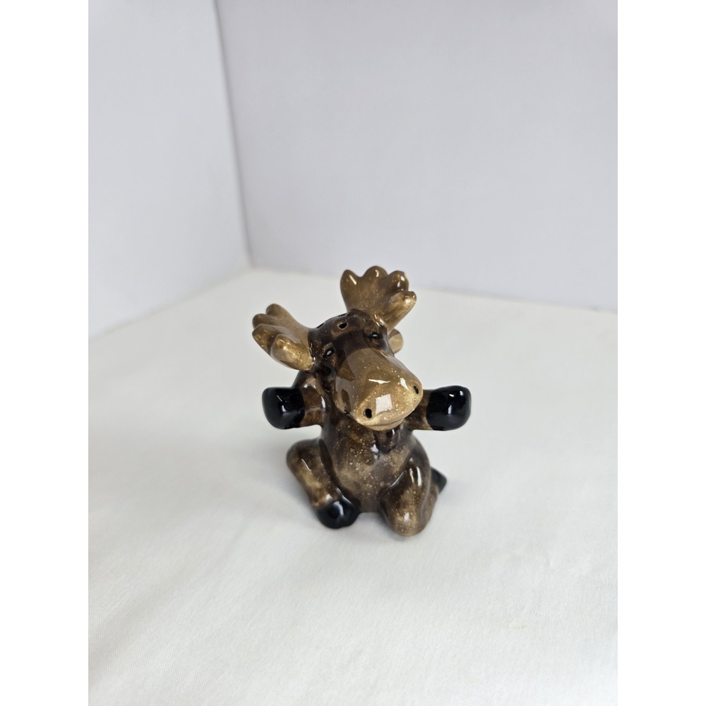 Ceramic Moose Salt Shaker Brown Figural Christmas Lodge Cabin Kitchen Decor